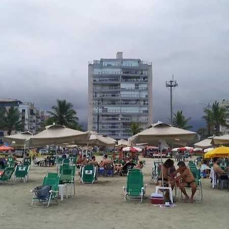 Apartamento Praia Bertioga Frente Mar Lägenhet Exteriör bild