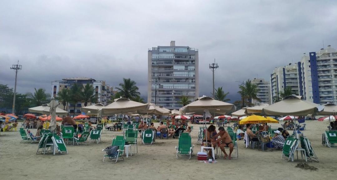 Apartamento Praia Bertioga Frente Mar Lägenhet Exteriör bild