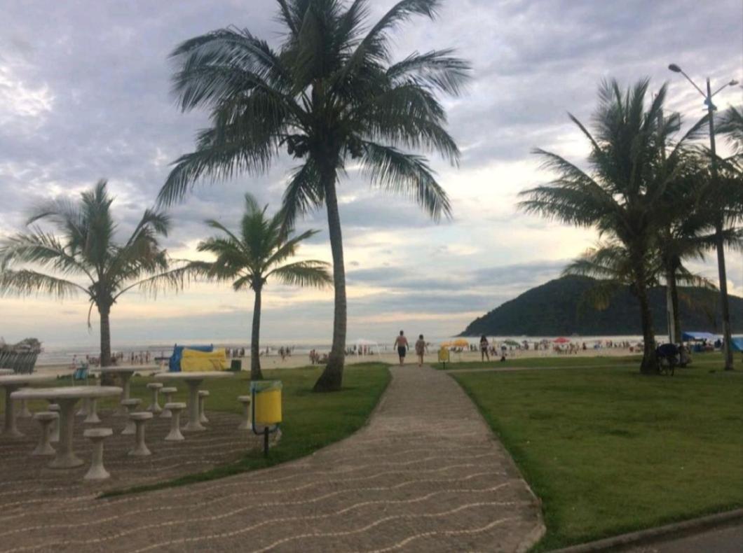 Apartamento Praia Bertioga Frente Mar Lägenhet Exteriör bild